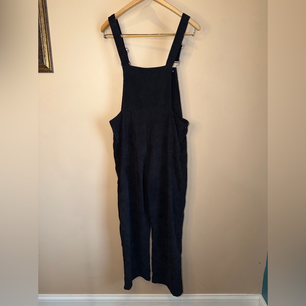 SHEIN Black Corduroy Overalls - Picture 2 of 6